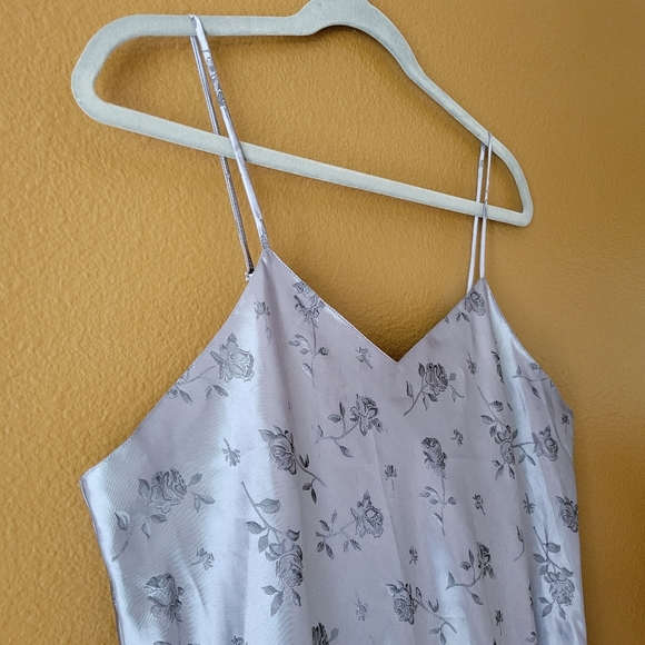 Vintage Nightgown - Picture 4 of 9